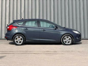Ford Focus 1.6 Zetec Powershift Euro 5 5dr