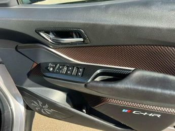 Toyota C-HR 1.8 VVT-h Excel SUV 5dr Petrol Hybrid CVT Euro 6 (s/s) (122 ps)