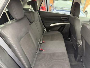 Suzuki SX4 1.0 Boosterjet SZ-T Auto Euro 6 5dr