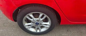 Ford Fiesta 1.0T EcoBoost Zetec Powershift Euro 5 5dr