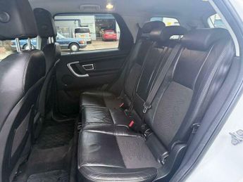 Land Rover Discovery Sport 2.0 TD4 SE Tech Auto 4WD Euro 6 (s/s) 5dr