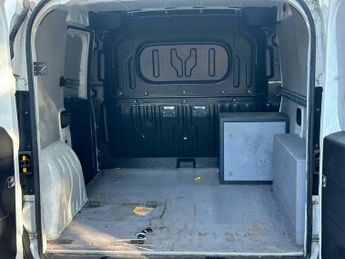Vauxhall Combo 1.3 CDTi 2000 16v FWD L1 H1 3dr
