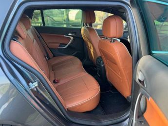 Vauxhall Insignia 2.0 CDTi Elite Sports Tourer Auto 4WD Euro 5 5dr