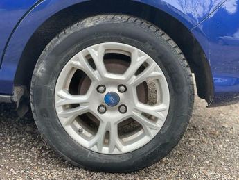 Ford B-Max 1.6 Zetec MPV 5dr Petrol Powershift Euro 5 (105 ps)