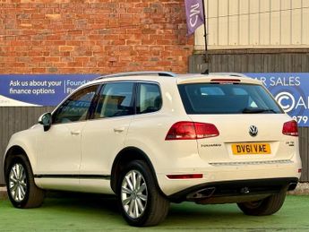 Volkswagen Touareg 3.0 TDI V6 BlueMotion Tech SE SUV 5dr Diesel Tiptronic 4WD Euro 