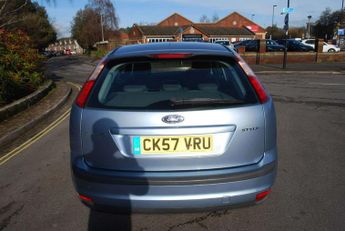 Ford Focus STYLE 100