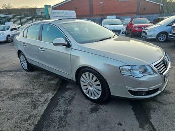 Volkswagen Passat 2.0 TDI Highline Plus DSG Euro 5 4dr