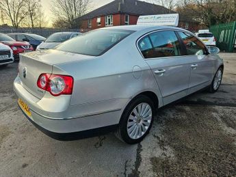 Volkswagen Passat 2.0 TDI Highline Plus DSG Euro 5 4dr