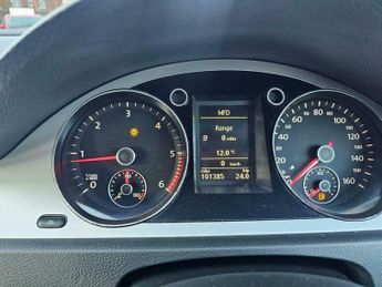 Volkswagen Passat 2.0 TDI Highline Plus DSG Euro 5 4dr