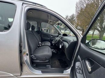 Toyota Yaris Verso 1.3 VVT-i T Spirit 5dr