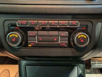 Volkswagen Tiguan 2.0 TDI BlueMotion Tech R-Line DSG 4WD Euro 5 (s/s) 5dr