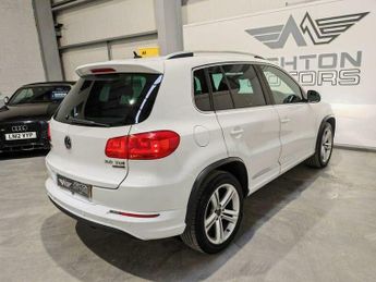 Volkswagen Tiguan 2.0 TDI BlueMotion Tech R-Line DSG 4WD Euro 5 (s/s) 5dr