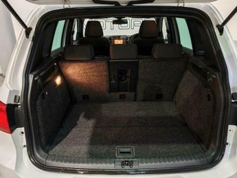 Volkswagen Tiguan 2.0 TDI BlueMotion Tech R-Line DSG 4WD Euro 5 (s/s) 5dr