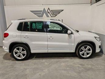 Volkswagen Tiguan 2.0 TDI BlueMotion Tech R-Line DSG 4WD Euro 5 (s/s) 5dr