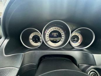 Mercedes-Benz E Class 2.1 E220 CDI AMG Sport G-Tronic+ Euro 5 (s/s) 2dr
