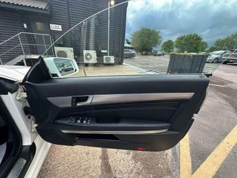 Mercedes-Benz E Class 2.1 E220 CDI AMG Sport G-Tronic+ Euro 5 (s/s) 2dr