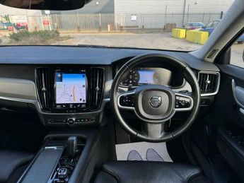 Volvo V90 2.0 B4 MHEV Momentum Auto Euro 6 (s/s) 5dr