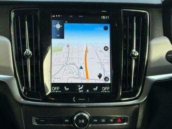 Volvo V90 2.0 B4 MHEV Momentum Auto Euro 6 (s/s) 5dr