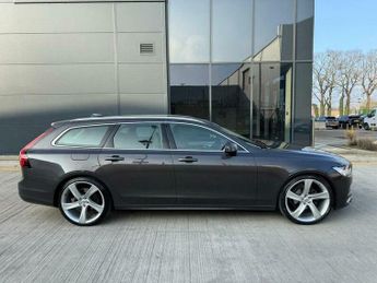 Volvo V90 2.0 B4 MHEV Momentum Auto Euro 6 (s/s) 5dr