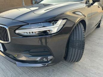 Volvo V90 2.0 B4 MHEV Momentum Auto Euro 6 (s/s) 5dr