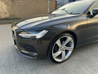 Volvo V90 2.0 B4 MHEV Momentum Auto Euro 6 (s/s) 5dr