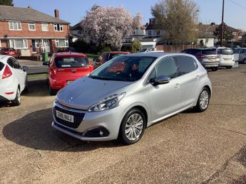 Peugeot 208 1.2 PureTech Allure Hatchback 5dr Petrol EAT Euro 6 (s/s) (110 p