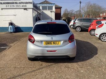 Peugeot 208 1.2 PureTech Allure Hatchback 5dr Petrol EAT Euro 6 (s/s) (110 p