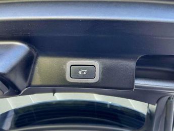 Jaguar F-Pace 2.0 D180 R-Sport Auto AWD Euro 6 (s/s) 5dr