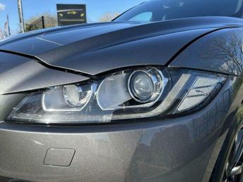 Jaguar F-Pace 2.0 D180 R-Sport Auto AWD Euro 6 (s/s) 5dr
