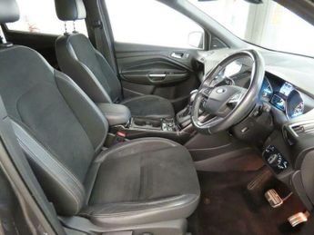 Ford Kuga 2.0 TDCi ST-Line Powershift AWD Euro 6 (s/s) 5dr