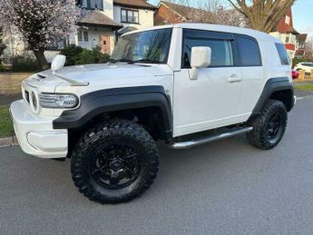 Toyota FJ Cruiser 4.0-V6-4X4-FRESH IMPORT-HUGE SPEC-SUPERB-ONE OF A KIND-STUNNER