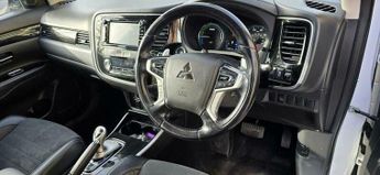 Mitsubishi Outlander 2.0h 12kWh Kotu CVT 4WD Euro 6 (s/s) 5dr