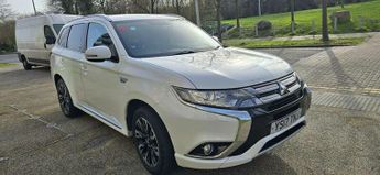 Mitsubishi Outlander 2.0h 12kWh Kotu CVT 4WD Euro 6 (s/s) 5dr