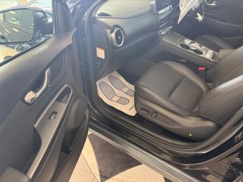 Hyundai KONA ULTIMATE FULL ELECTRIC LEATHER SAT NAV AUTO APPLE PLAY 71 PLATE