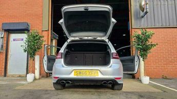 Volkswagen Golf 2.0 TSI BlueMotion Tech R Hatchback 3dr Petrol DSG 4Motion Euro 