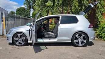 Volkswagen Golf 2.0 TSI BlueMotion Tech R Hatchback 3dr Petrol DSG 4Motion Euro 