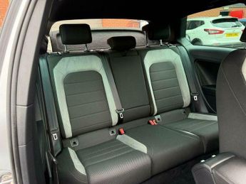Volkswagen Golf 2.0 TSI BlueMotion Tech R Hatchback 3dr Petrol DSG 4Motion Euro 