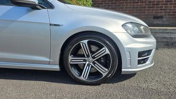 Volkswagen Golf 2.0 TSI BlueMotion Tech R Hatchback 3dr Petrol DSG 4Motion Euro 