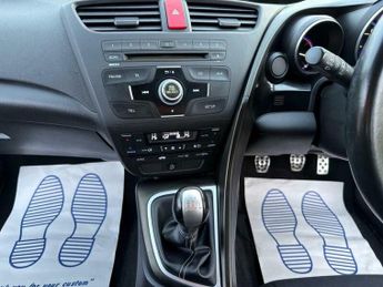 Honda Civic 1.8 i-VTEC ES Euro 5 (s/s) 5dr