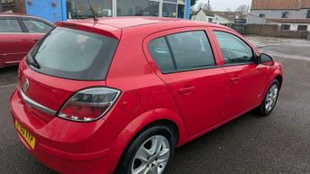 Vauxhall Astra 1.4i 16v Active 5dr