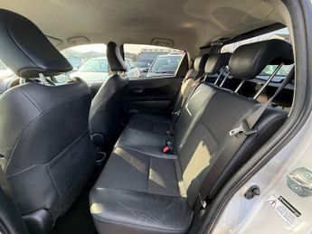 Toyota Yaris VVT-I T SPIRIT