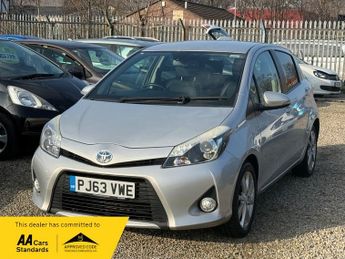 Toyota Yaris VVT-I T SPIRIT
