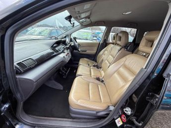 Honda FR-V I-VTEC EX