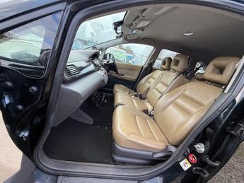 Honda FR-V I-VTEC EX