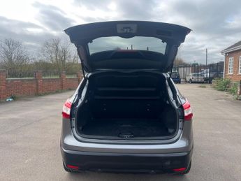 Nissan Qashqai DCI TEKNA XTRONIC