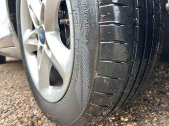 Ford Focus 1.6 Zetec 3dr