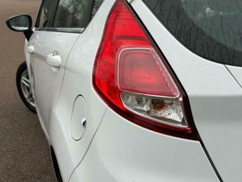 Ford Fiesta 1.6 Zetec Powershift Euro 5 5dr