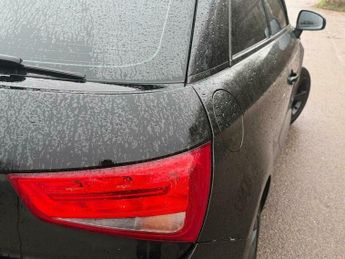 Audi A1 1.0 TFSI Sport S Tronic Euro 6 (s/s) 3dr