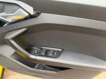 Audi A1 1.5 TFSI 35 Black Edition Sportback S Tronic Euro 6 (s/s) 5dr