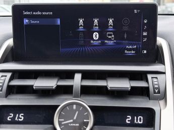 Lexus NX 300H PREMIER